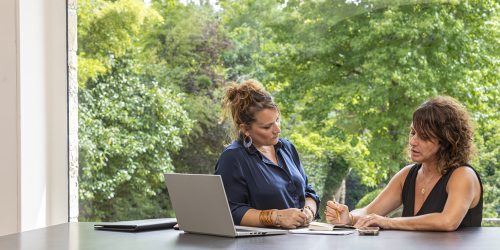 L’humain avant les outils : redonner du sens à la communication